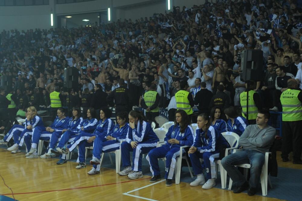 sekjuriti, Foto: Savo Prelević