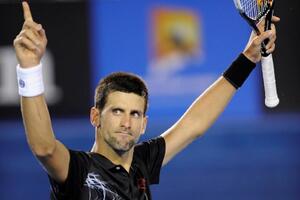 Đoković savladao Endija Marija u maratonskom polufinalu