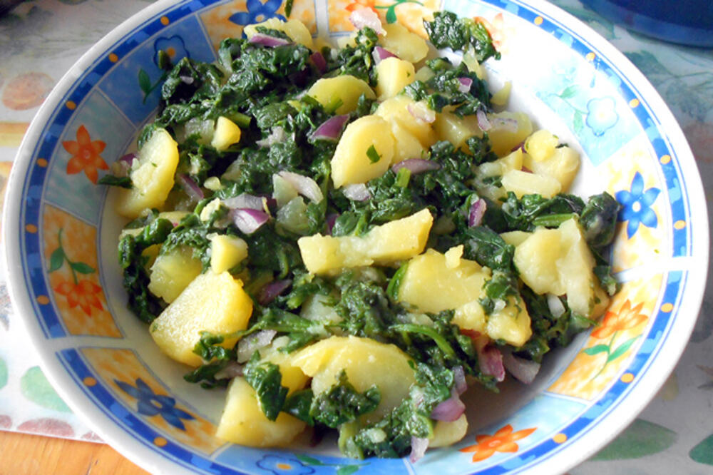 Salata od krompira i blitve, Foto: Kuvajsam.com