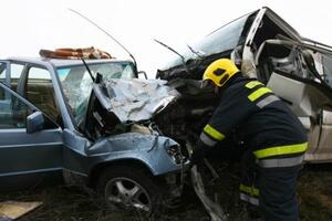 U saobraćajnoj nesreći povrijeđeno 8 pripadnika Vojske Srbije