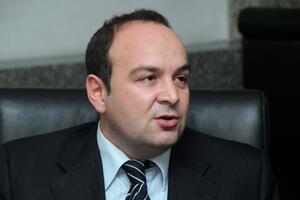 Fabris: Neće biti recesije, ali će rast biti usporen