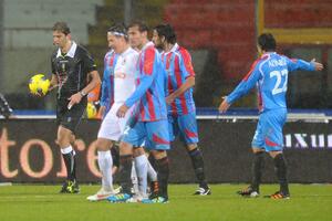 Prekinut meč Katanija - Roma