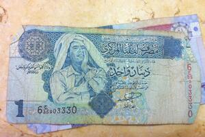 Libija povlači novčanice sa likom Gadafija