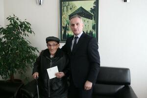Najstariji Rožajac Tahir Matović nagrađen sa 150 eura