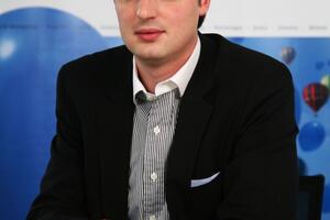 Hipo Alpe-Adria banka: Toeltl odlazi, dolazi Vojnović