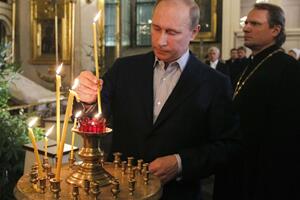 Putin tajno kršten u vrijeme Staljina