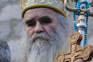 Amfilohije: Treba li da registrujemo i svetog Petra Cetinjskog?