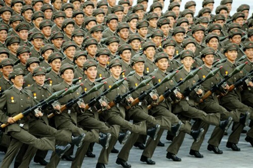 Vojska Sjeverne Koreje, Foto: Huffingtonpost.com