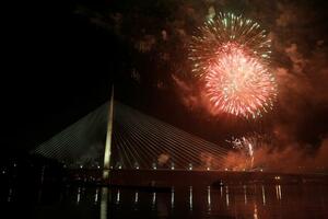 Beograd: Otvoren Most na Adi