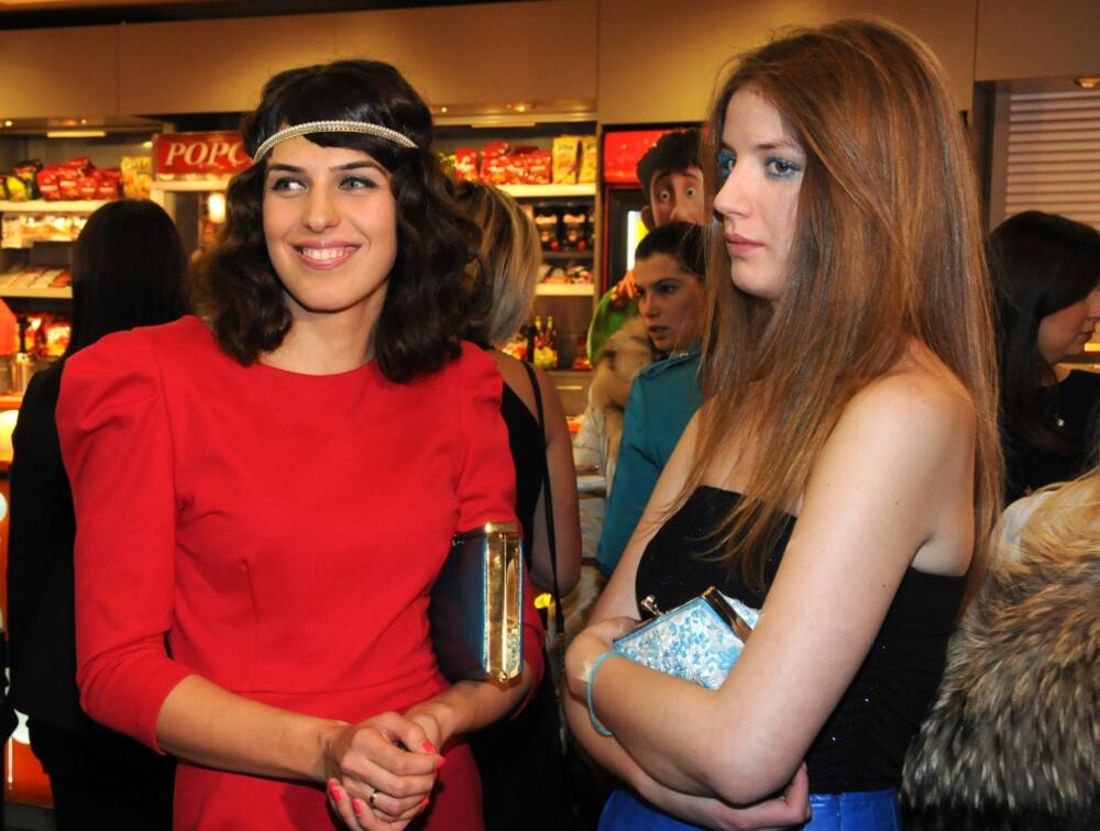 budva na pjeni od mora, premijera