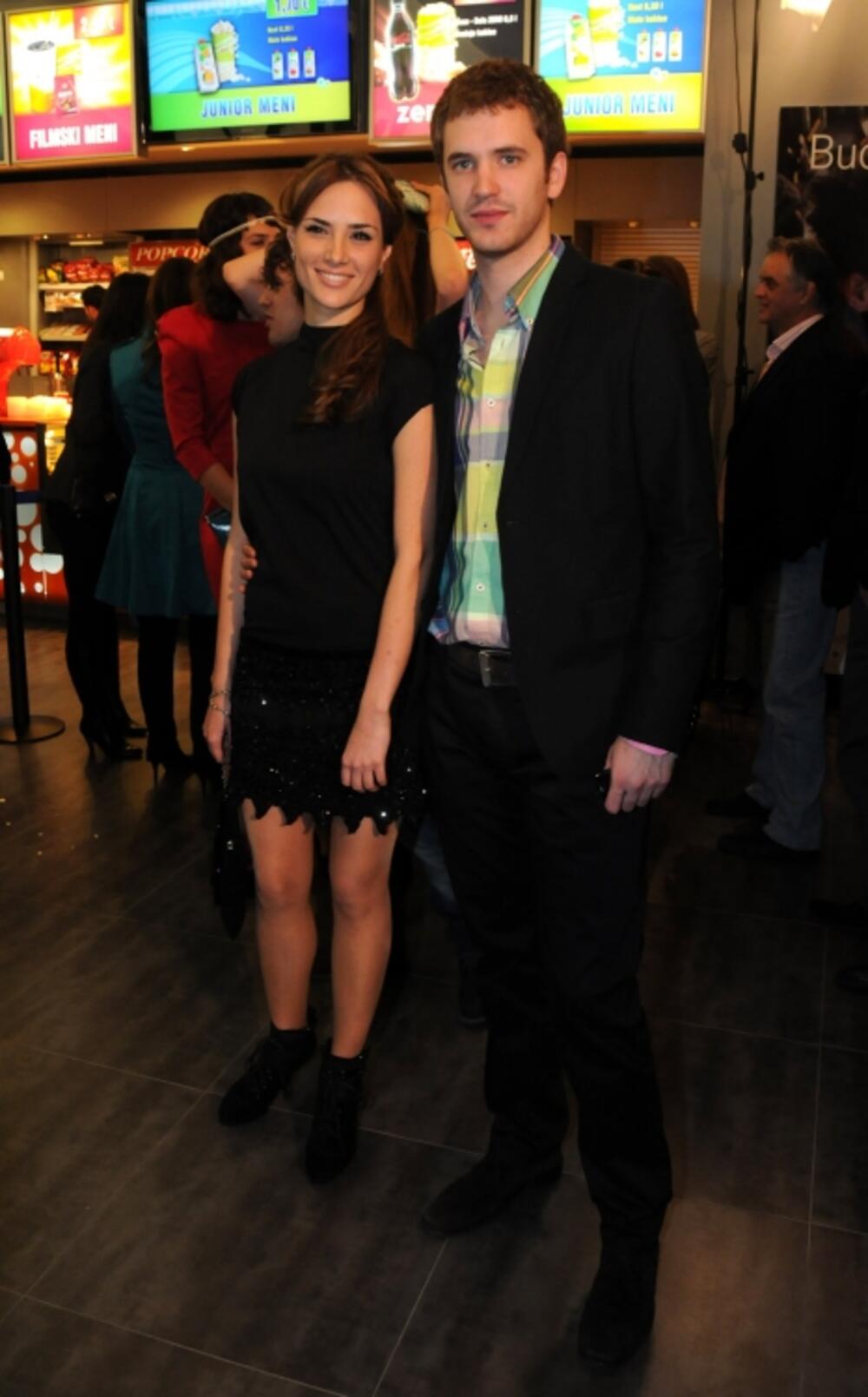 budva na pjeni od mora, premijera