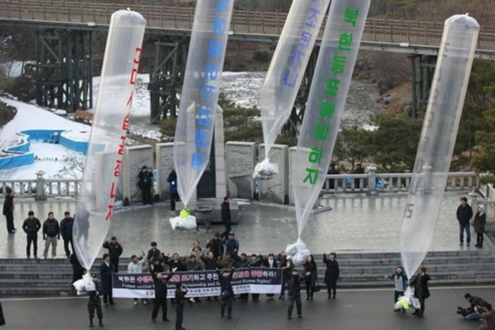 propagandni baloni, Foto: Bbc.co.uk