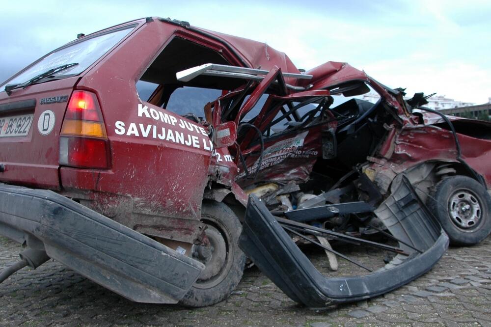 pasat udes Bar, Foto: Anto Baković