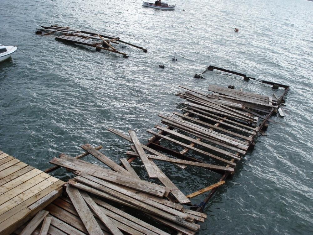 Uništeno pristanište