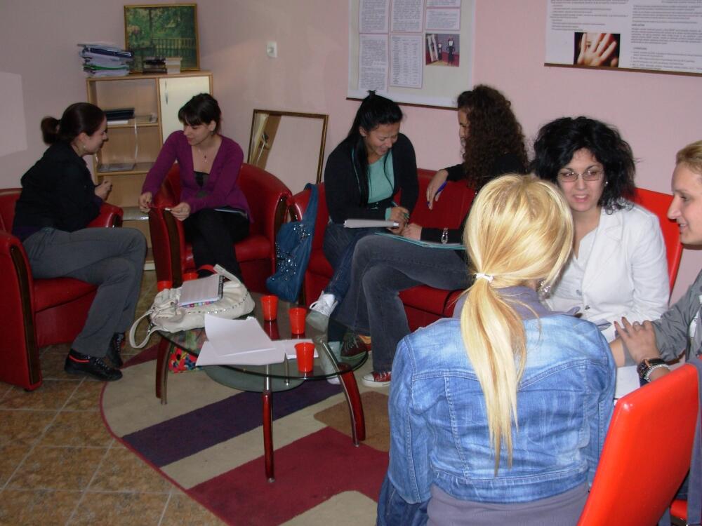 Dobrovoljci, Volonteri