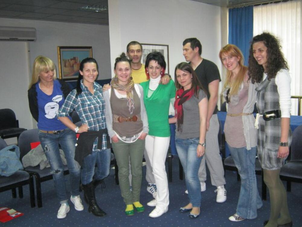 Dobrovoljci, Volonteri