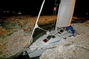 Potonuo brod na jugoistoku Italije, najmanje troje mrtvih