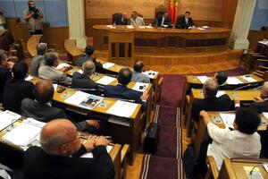 Podrška Zakonu o političkim partijama