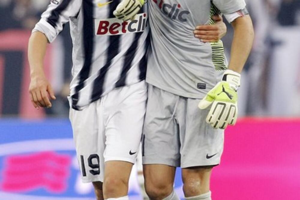 bufon, Foto: Reuters