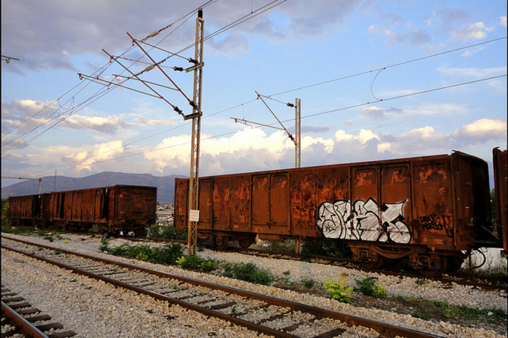 grafit, voz, Drax WD, Foto: Flickr.com/draxwd
