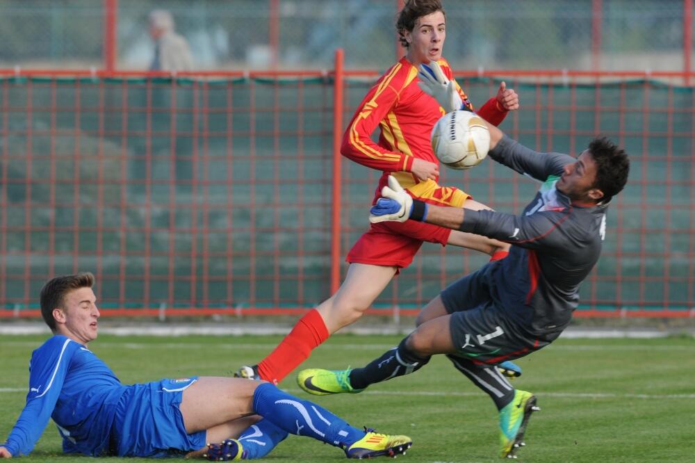 Fudbalska omladinska reprezentacija, Foto: Savo Prelević