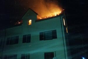 Kolašin: U požaru uništeno potkrovlje kuće
