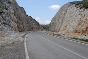 U Crnoj Gori 18 saobraćajnih nezgoda, dvije osobe povrijeđene