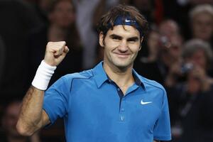 Federer prvi put u finalu Bersiju, Conga spasao tri meč lopte