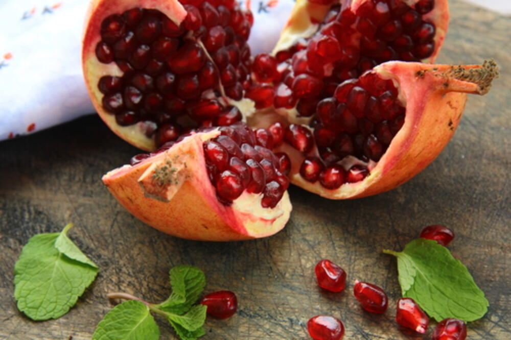 šipak, nar, Foto: Shutterstock.com