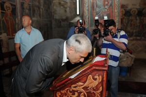 Za Srbiju je CPC "takozvana crkva",  a spomenici u Crnoj Gori su...