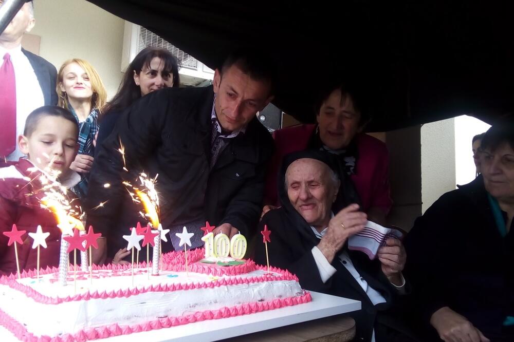 Ne voli slatko: Torta za baba Zorku, Foto: Jelena Jovanović