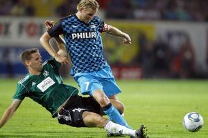 PSV Ajndhoven produžio ugovor sa kapitenom