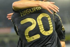 Real Madrid želi četvrtu pobjedu, Dinamo prvi gol