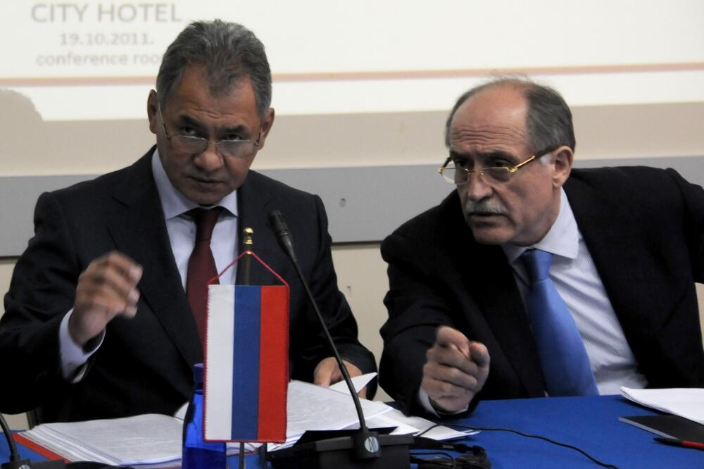 Sergej Šojgu i Milan Roćen, Foto: Savo Prelević