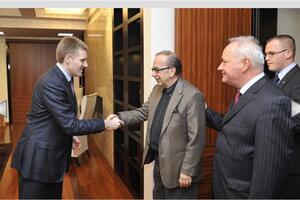 Igor Lukšić primio albanskog književnika Ismaila Kadarea