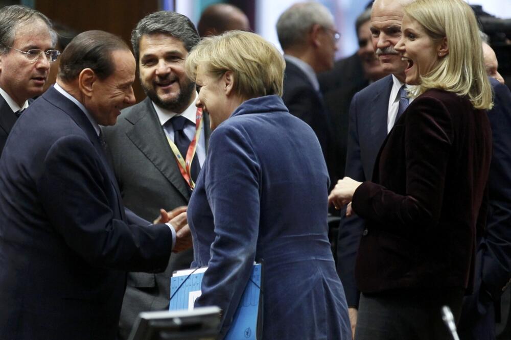 Berluskoni Merkel, Foto: Rojters