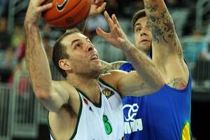 Šarlroa šokirala Efes u Turskoj