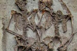 Vječna ljubav: Arheolozi u Italiji pronašli skelete muškarca i...
