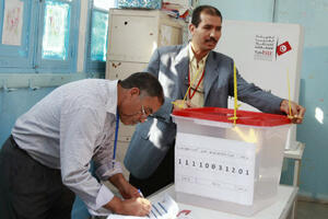 U Tunisu jutros počelo glasanje