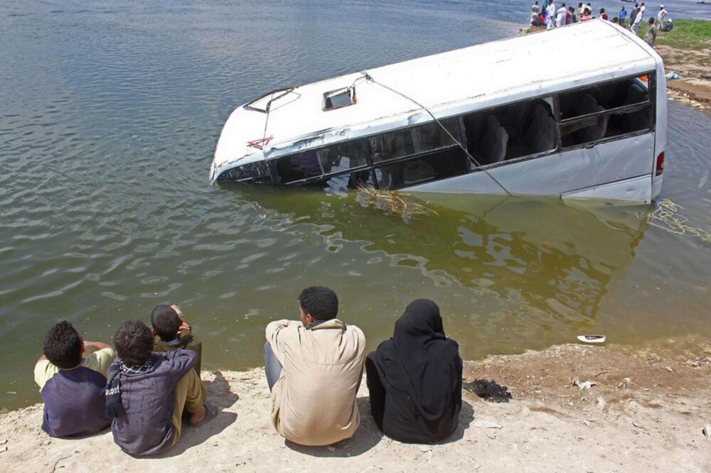 autobus u rijeku, Foto: AFP