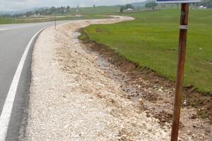 U devet saobraćajnih nezgoda u Crnoj Gori povrijeđene tri osobe