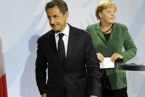 Merkel i Sarkozi obećali "brze predloge" za rješavanje krize u...