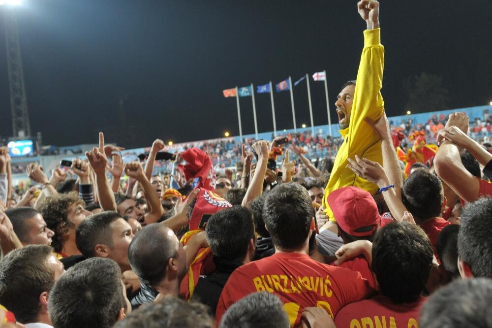 Crna Gora, Engleska, navijači, Foto: Savo Prelević