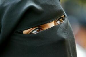 Žene sa Bliskog istoka najbolji kupci ekskluzivnih haljina