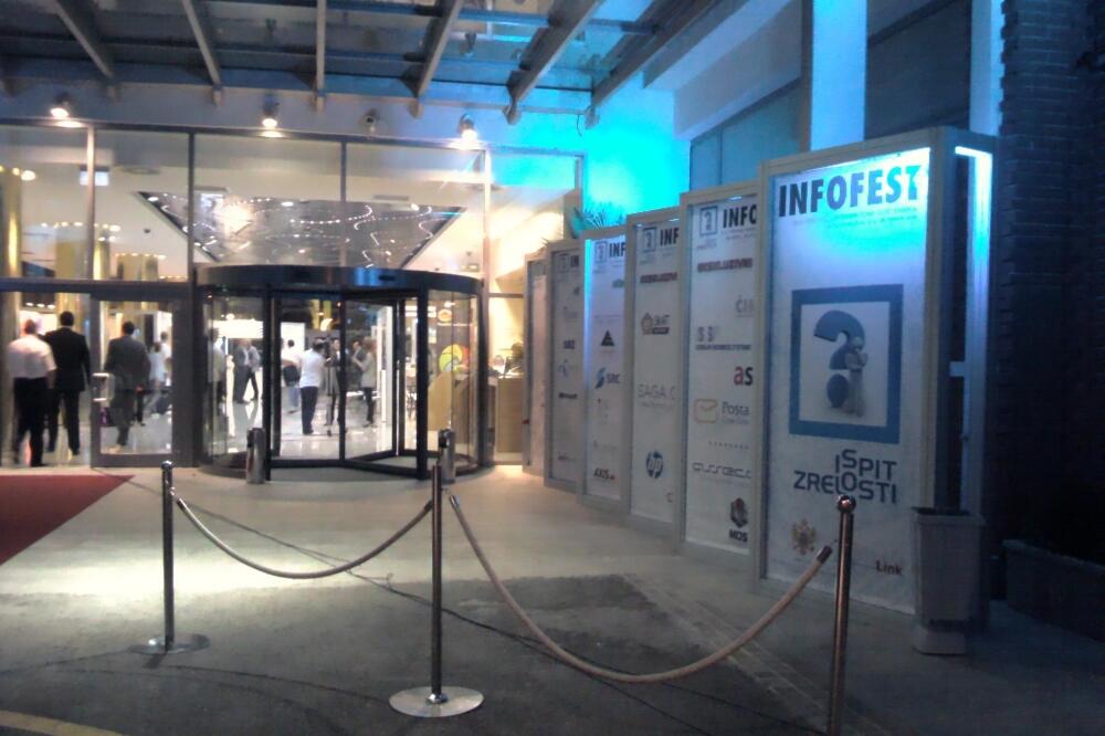 InfoFest, Foto: Damira Kalač