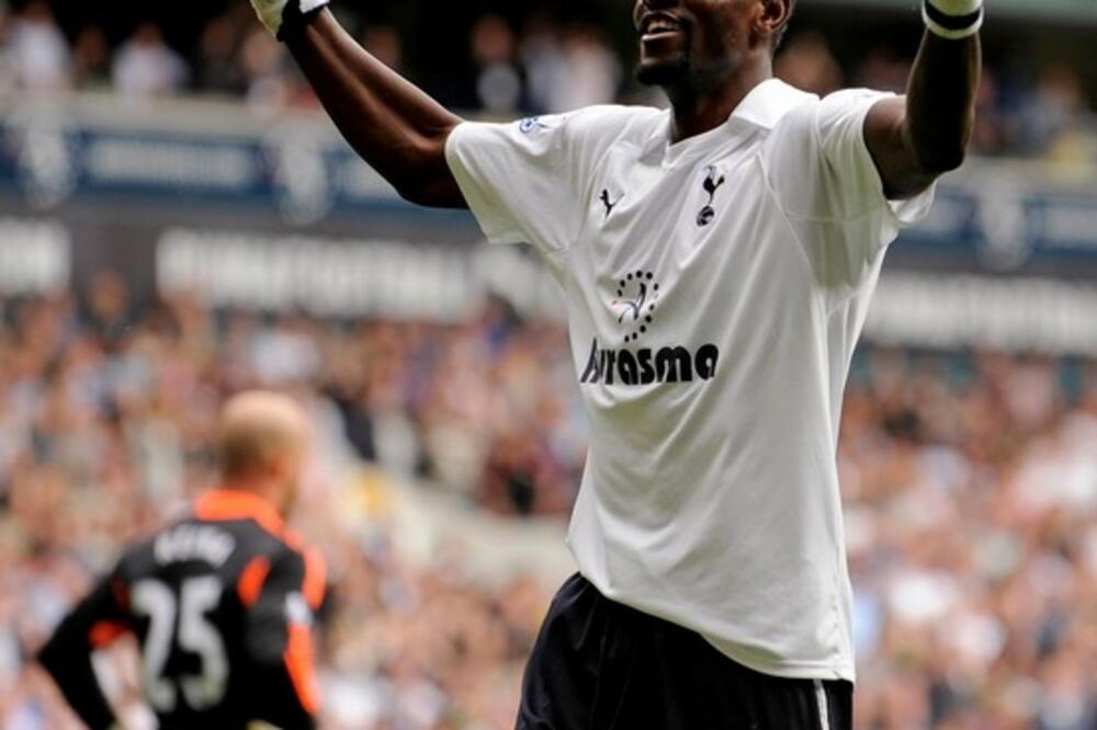 Adebajor, Foto: REUTERS