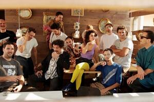 Svi na pod! snimio novi spot, uvjerljivi u ulozi alkoholičara