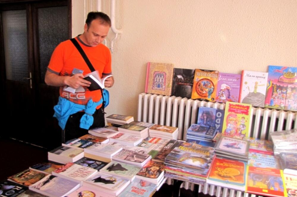 Sajam knjiga, Plav, Foto: Amil Ibrahimagić