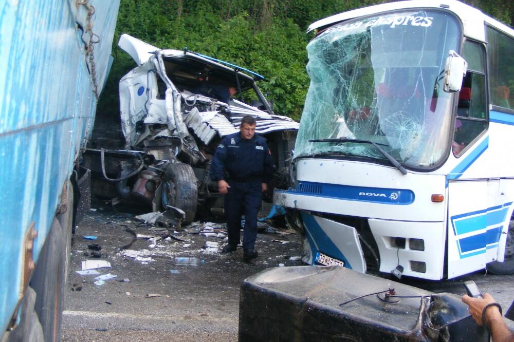 Slijepač most, udes, Foto: Beća Čoković