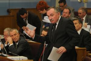 Radulović: Bonusi poslanicima nisu ukinuti zbog pritiska javnosti